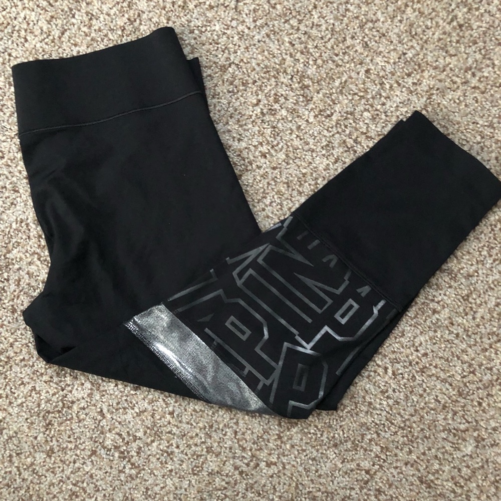Victoria secret PINK crop yoga pants